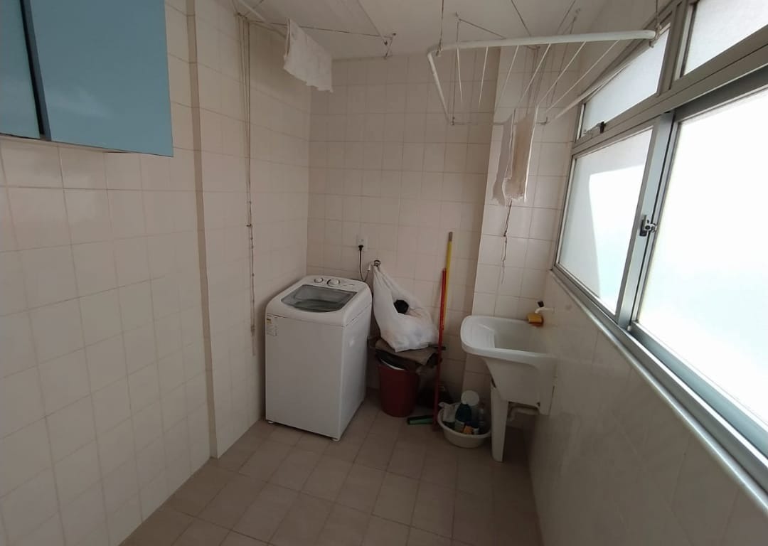 Apartamento à venda com 3 quartos, 170m² - Foto 7