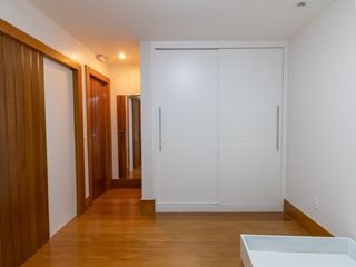 Casa à venda com 4 quartos, 350m² - Foto 20