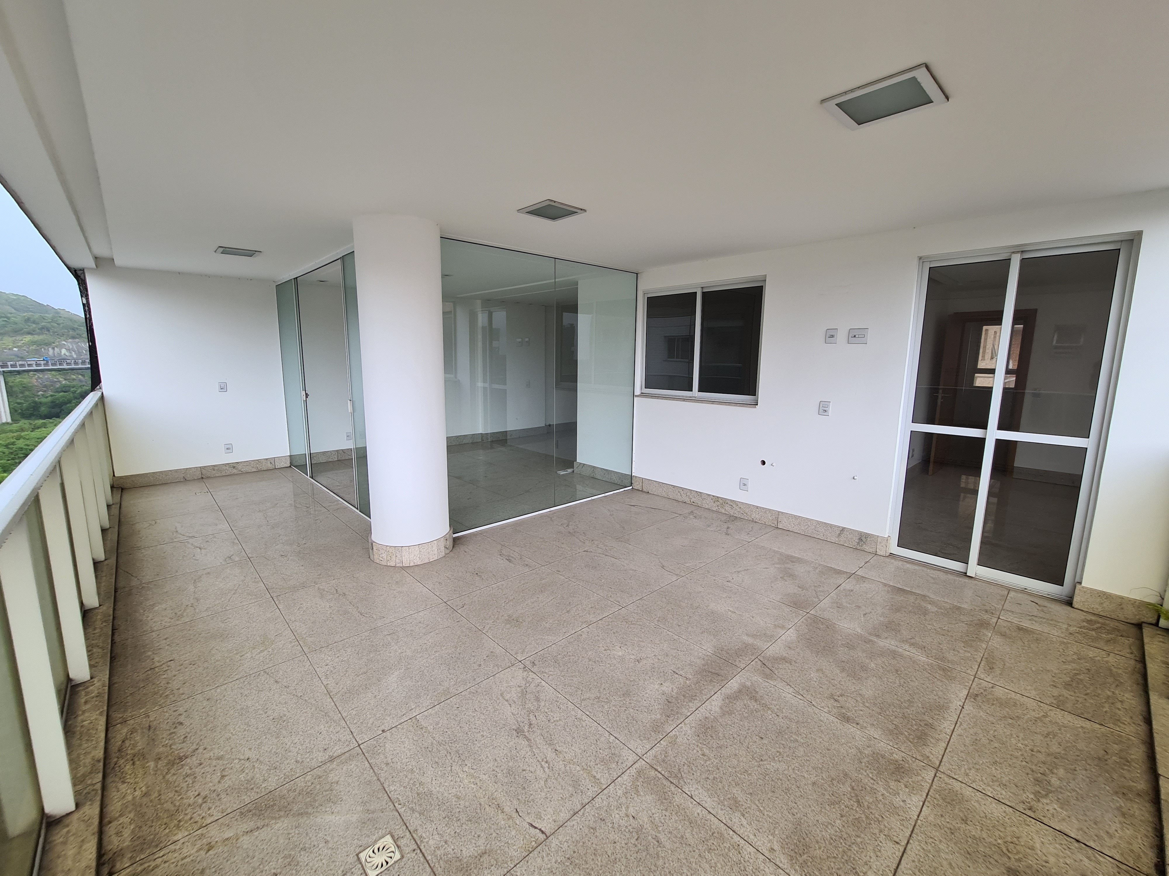 Apartamento à venda com 4 quartos, 141m² - Foto 19