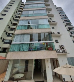 Apartamento à venda com 3 quartos, 115m² - Foto 1