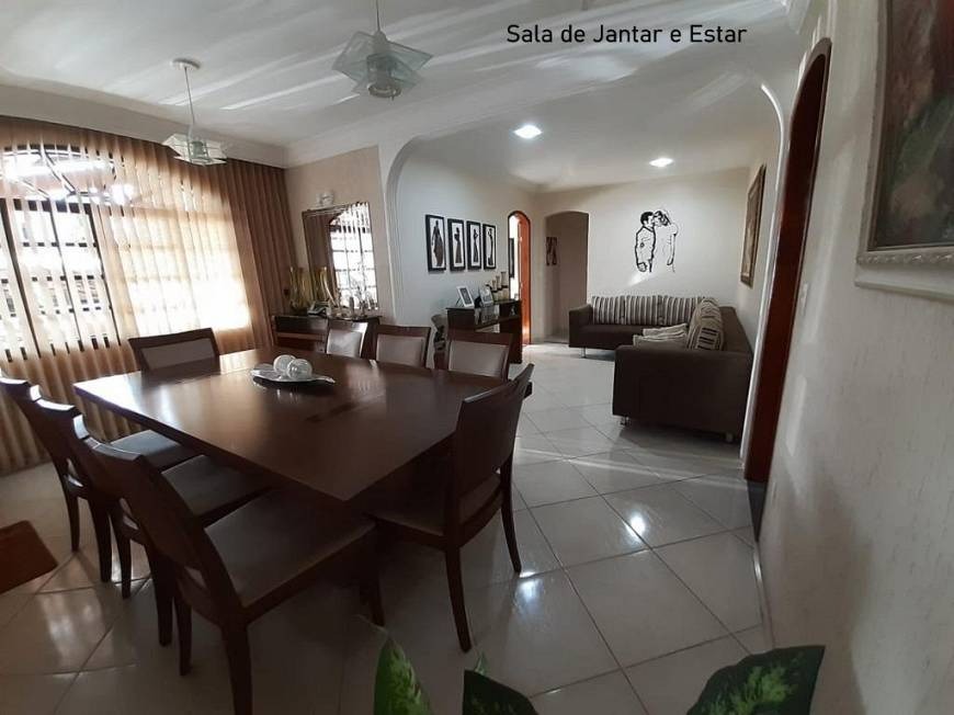 Casa à venda com 4 quartos, 258m² - Foto 7