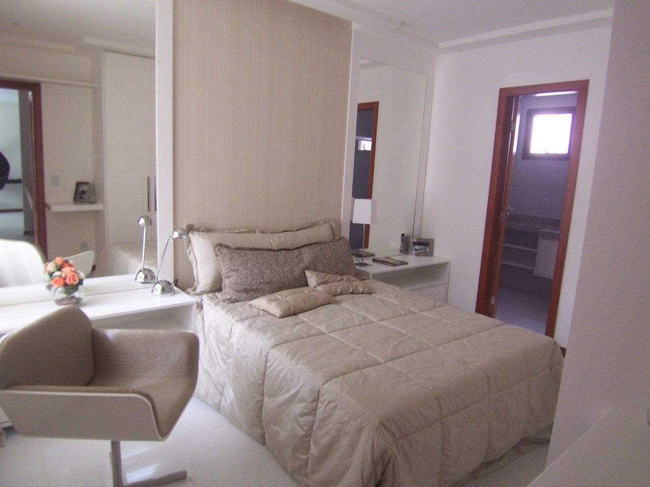 Apartamento à venda com 3 quartos, 107m² - Foto 11