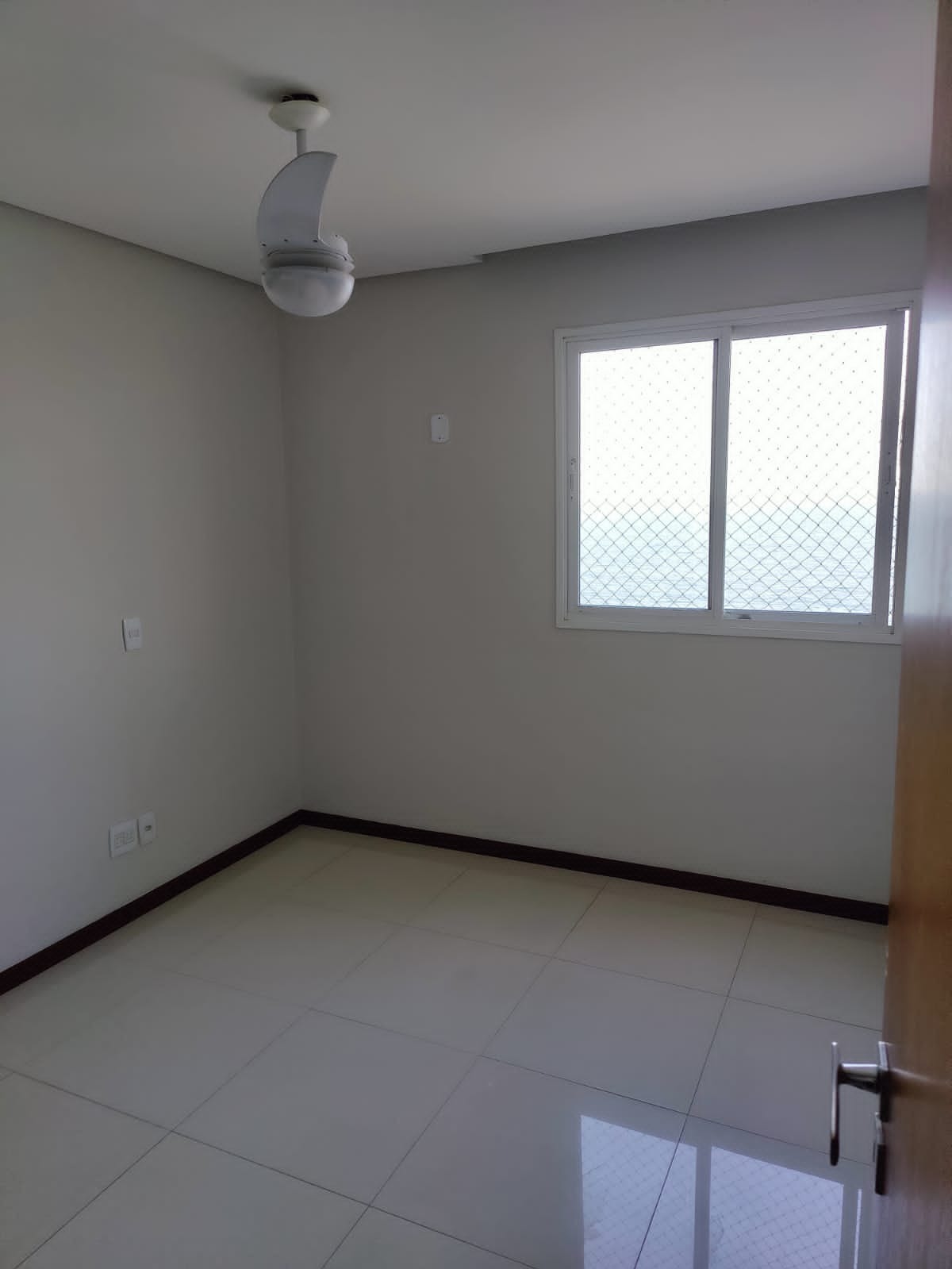 Apartamento à venda com 3 quartos, 111m² - Foto 10