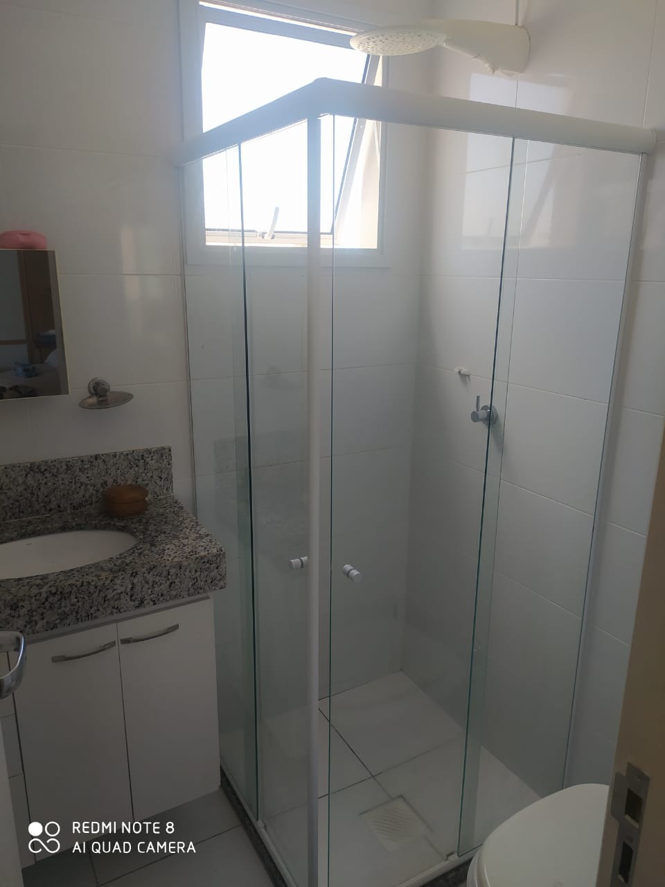 Apartamento à venda com 2 quartos, 68m² - Foto 3