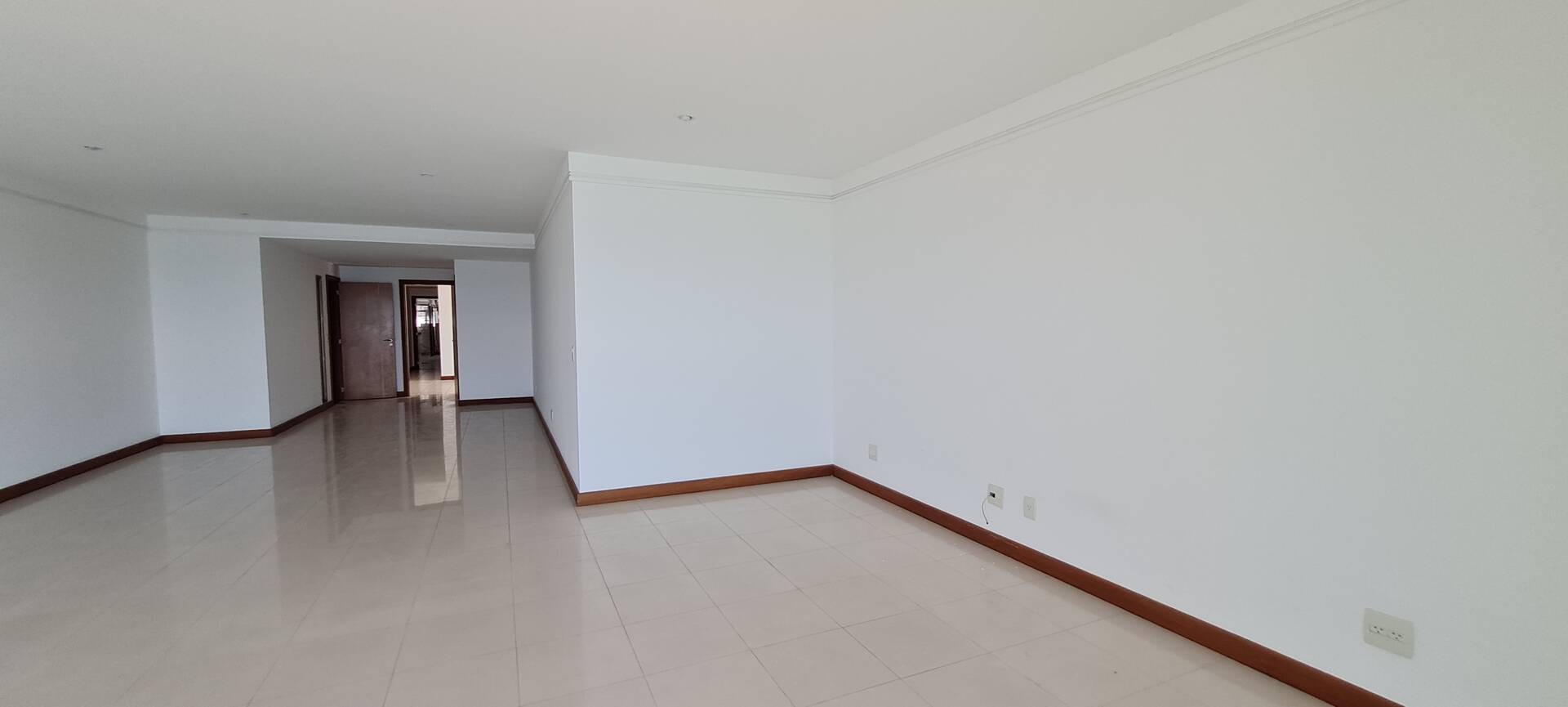 Apartamento à venda com 4 quartos, 265m² - Foto 23