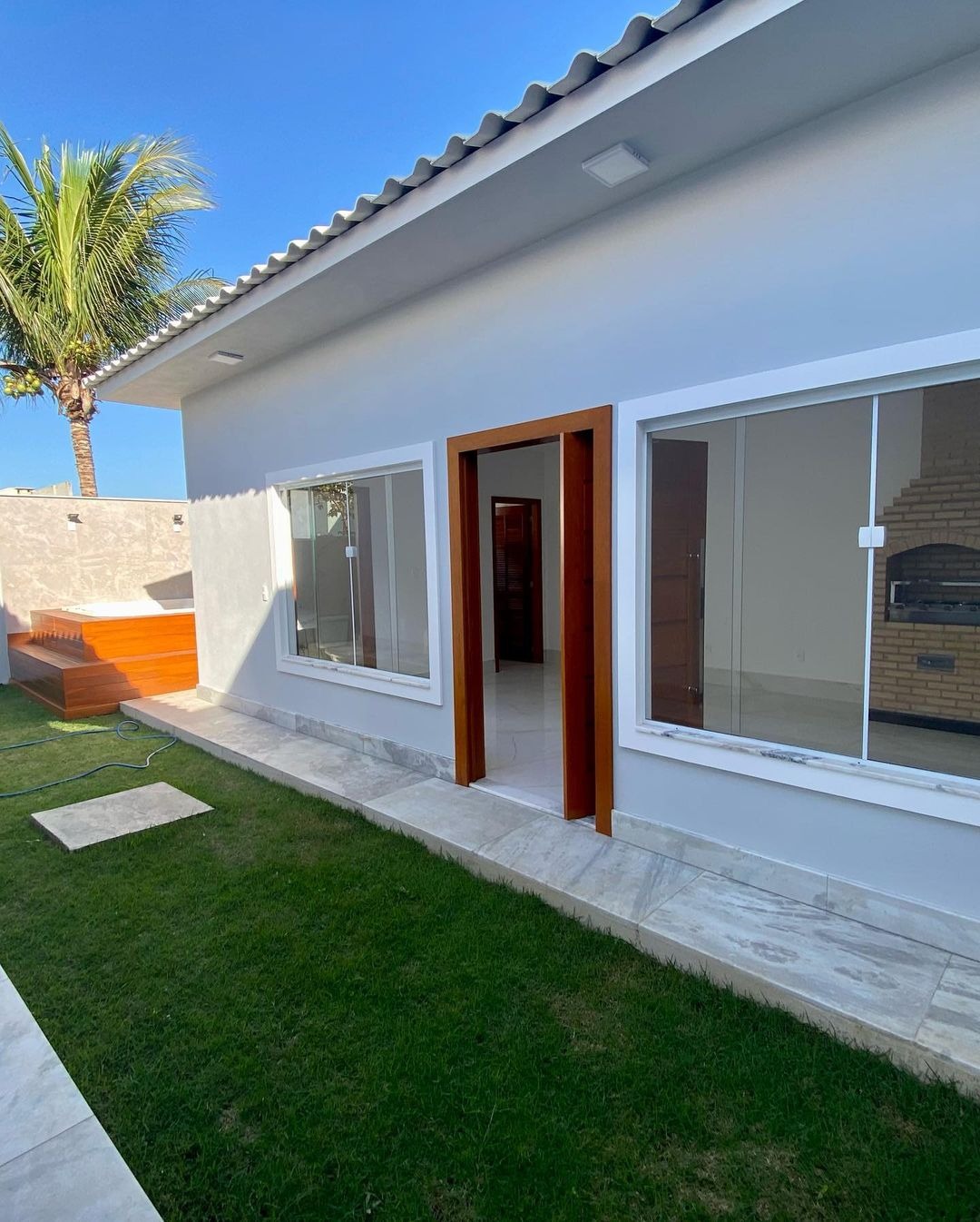 Casa à venda com 3 quartos, 360m² - Foto 3