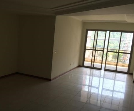 Apartamento à venda com 4 quartos, 140m² - Foto 9