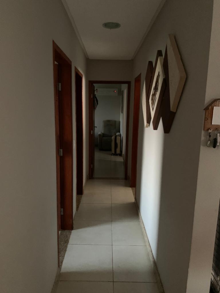 Casa à venda com 3 quartos, 200m² - Foto 8