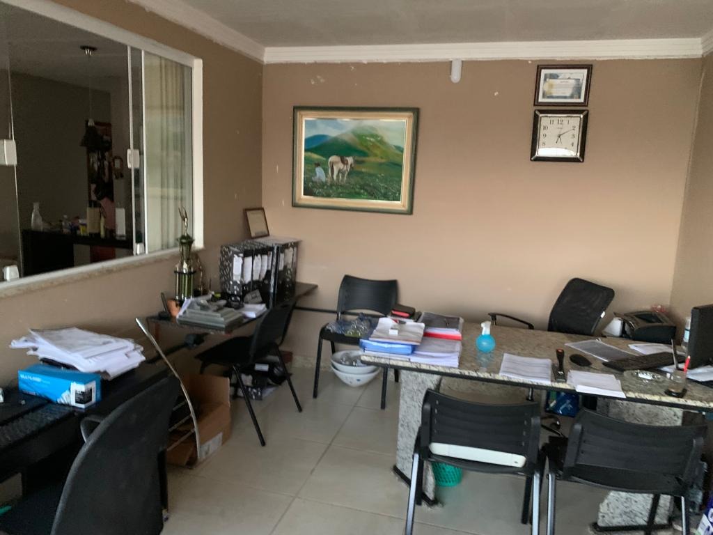 Casa à venda com 3 quartos, 200m² - Foto 19