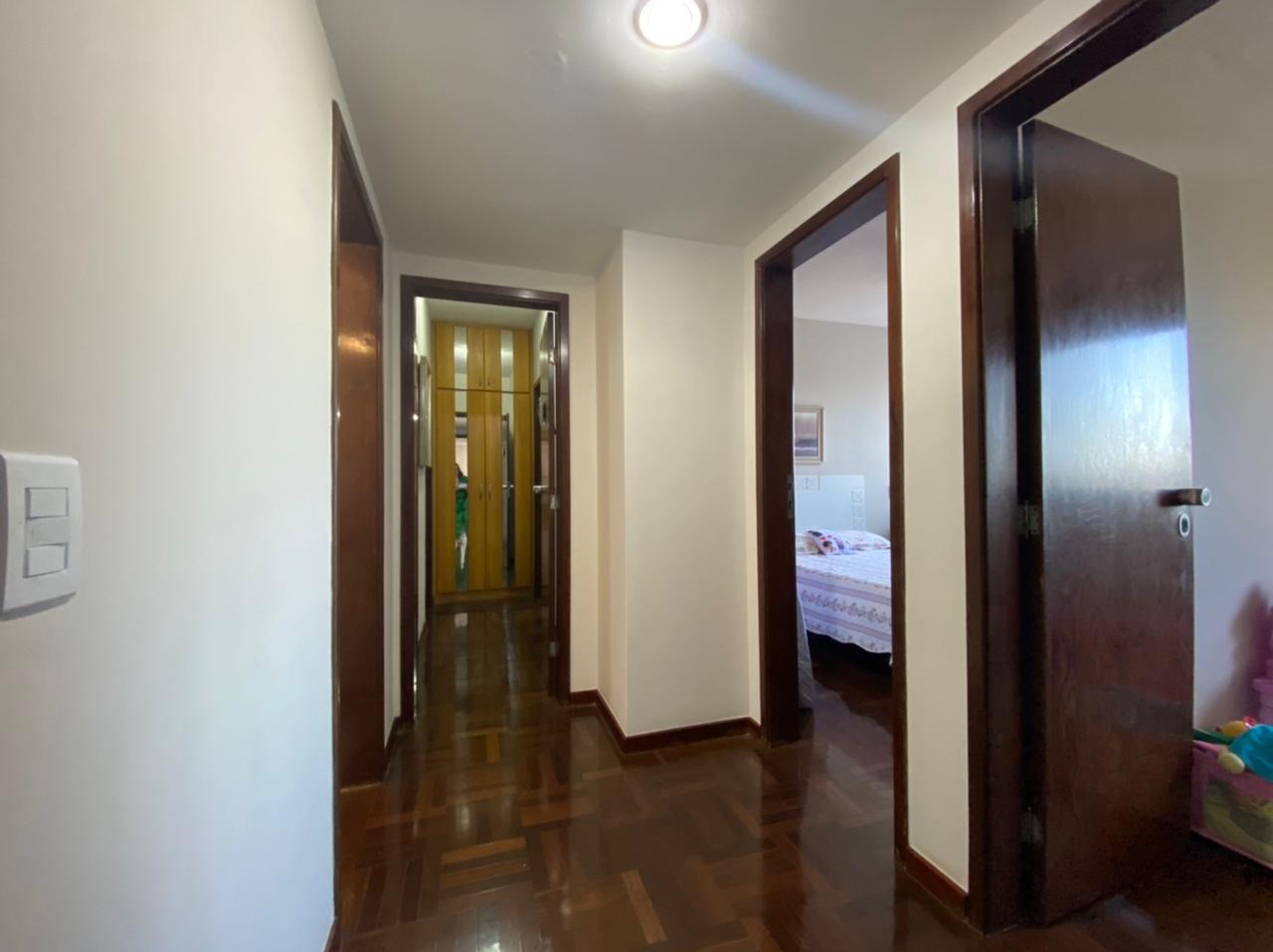 Apartamento à venda com 3 quartos, 205m² - Foto 10