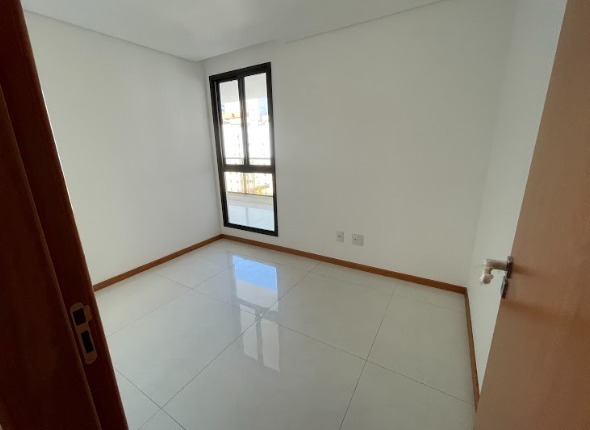 Apartamento à venda com 3 quartos, 95m² - Foto 11