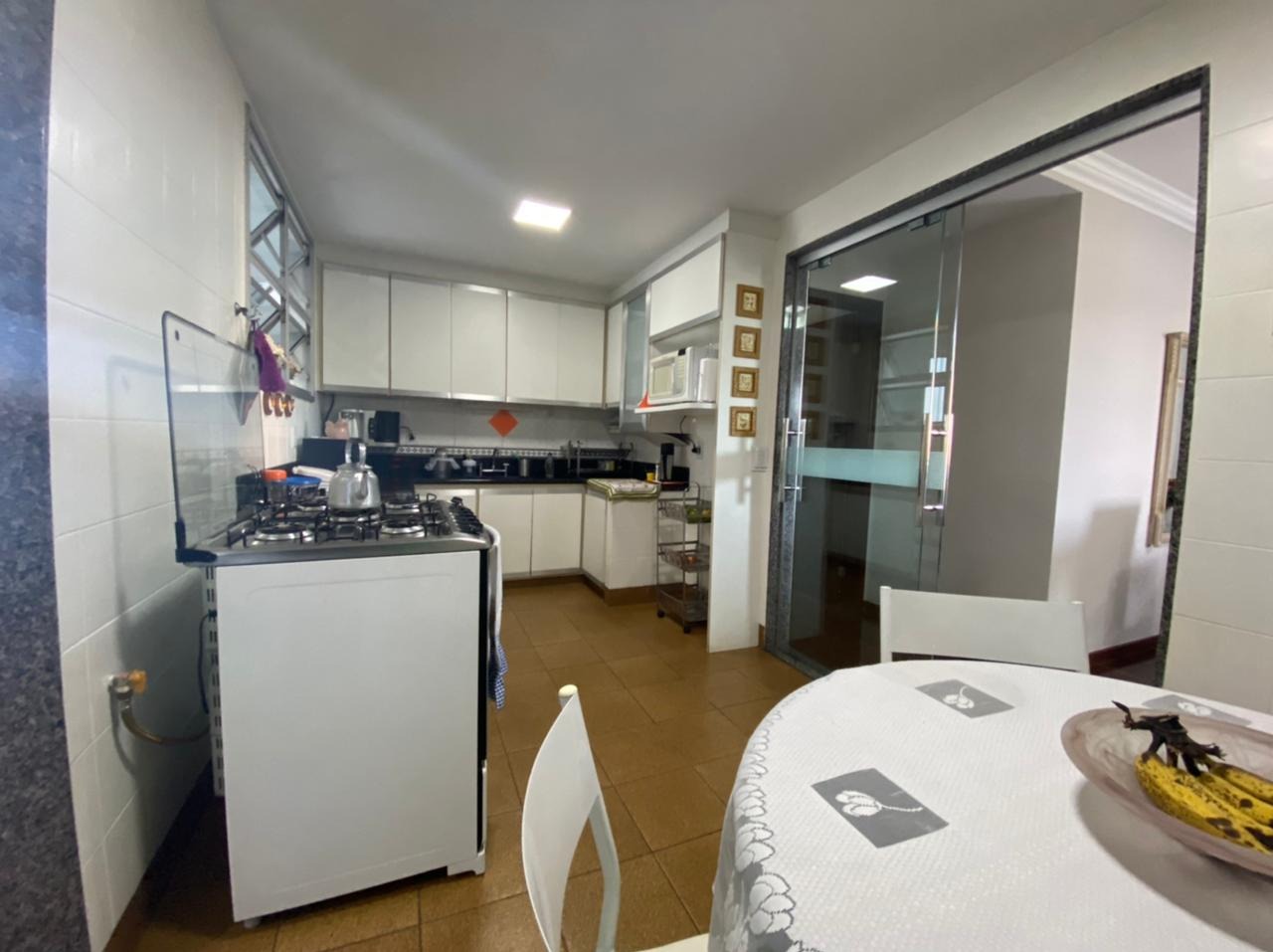 Apartamento à venda com 3 quartos, 205m² - Foto 12