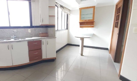 Apartamento à venda com 4 quartos, 540m² - Foto 27