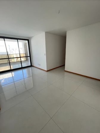 Apartamento à venda com 3 quartos, 95m² - Foto 2