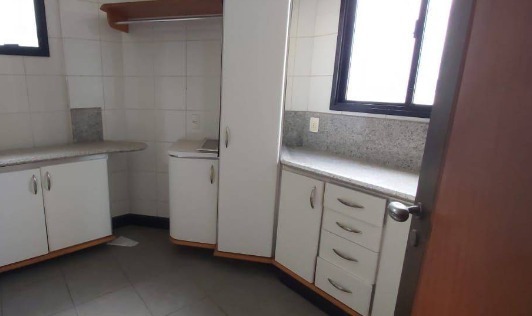 Apartamento à venda com 4 quartos, 540m² - Foto 31