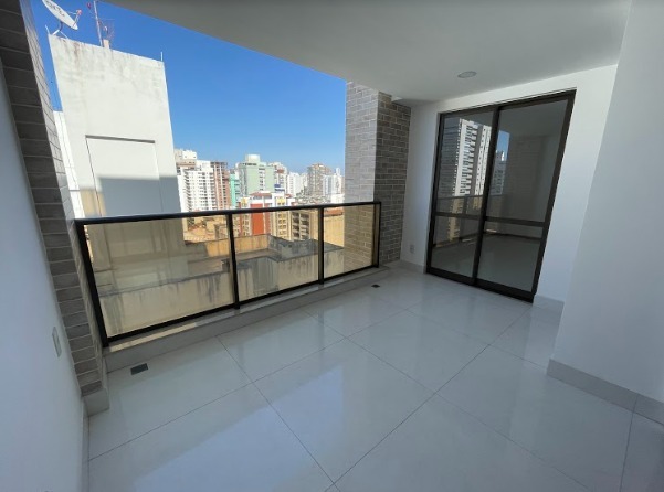 Apartamento à venda com 3 quartos, 95m² - Foto 1