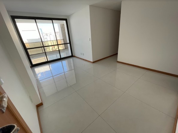 Apartamento à venda com 3 quartos, 95m² - Foto 3