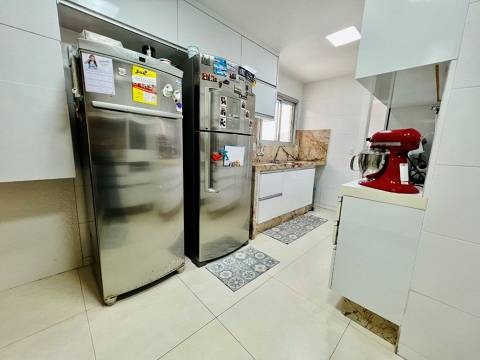 Apartamento à venda com 3 quartos, 180m² - Foto 10