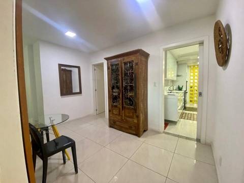 Apartamento à venda com 4 quartos, 230m² - Foto 14