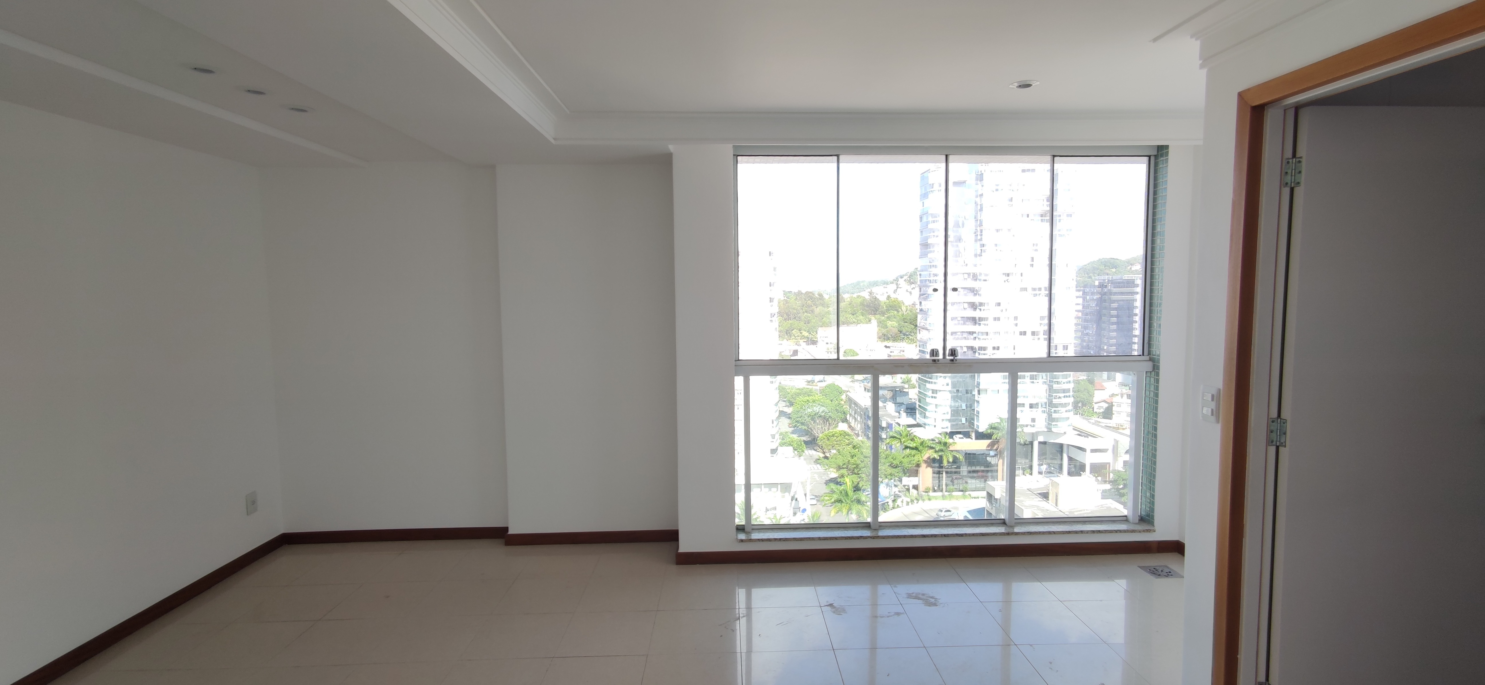 Apartamento à venda com 2 quartos, 68m² - Foto 20