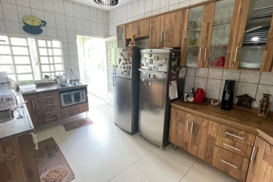 Casa à venda com 5 quartos, 360m² - Foto 13