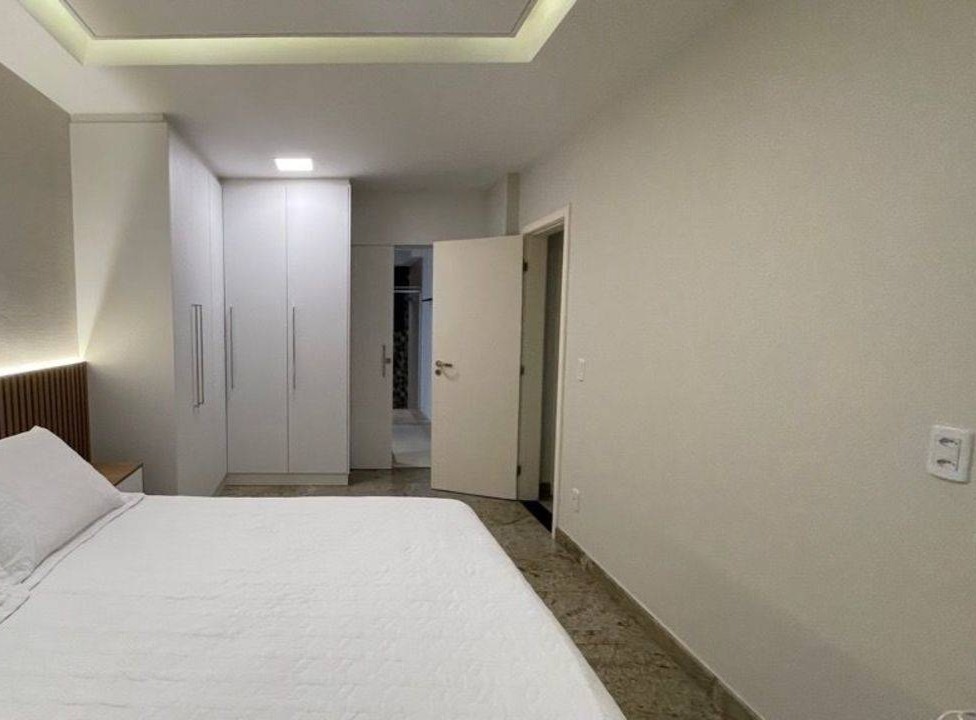 Apartamento à venda com 4 quartos, 270m² - Foto 32