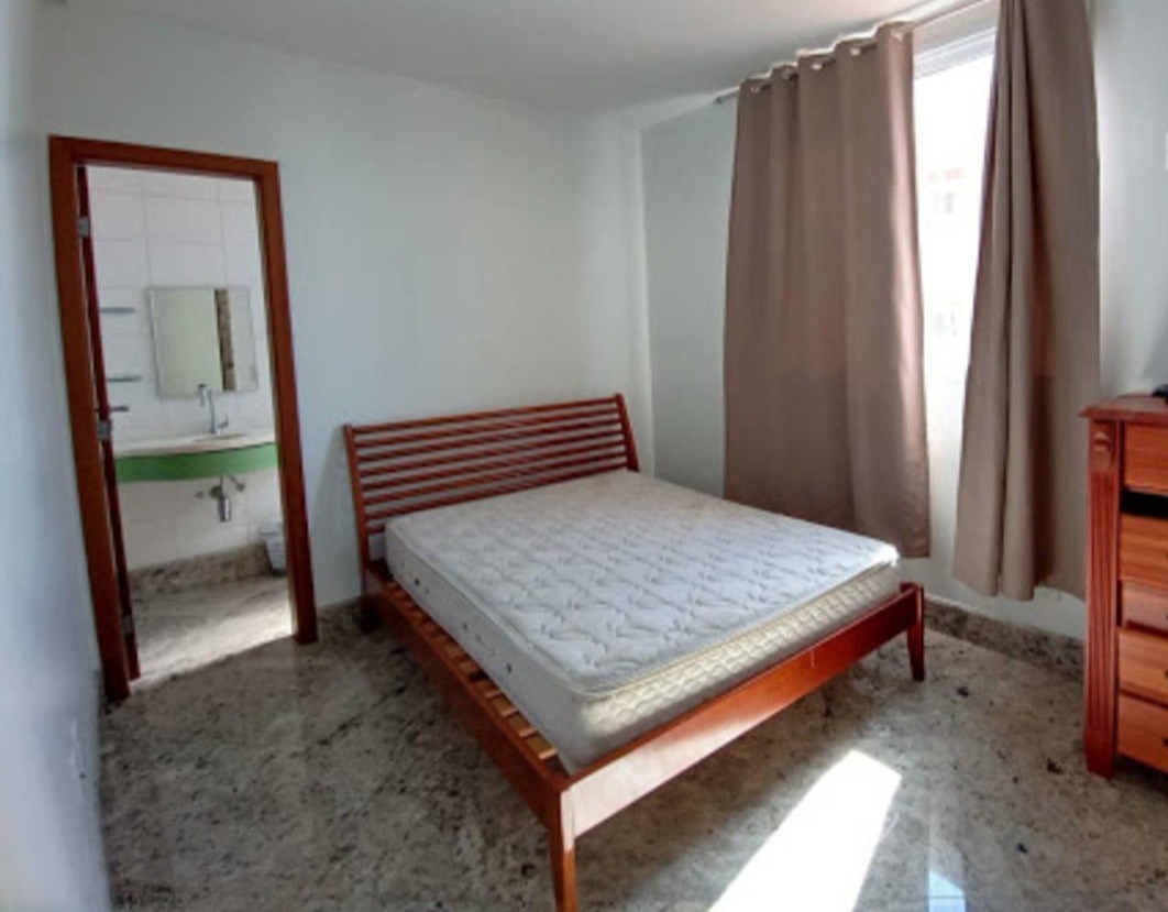 Apartamento à venda com 4 quartos, 188m² - Foto 2