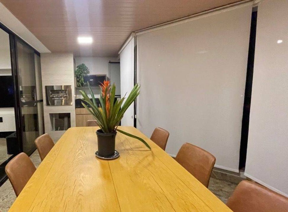 Apartamento à venda com 4 quartos, 270m² - Foto 11