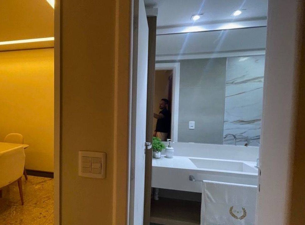 Apartamento à venda com 4 quartos, 270m² - Foto 14