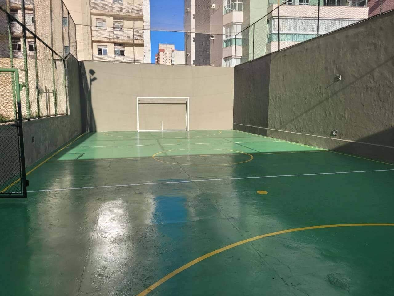 Apartamento à venda com 4 quartos, 145m² - Foto 4