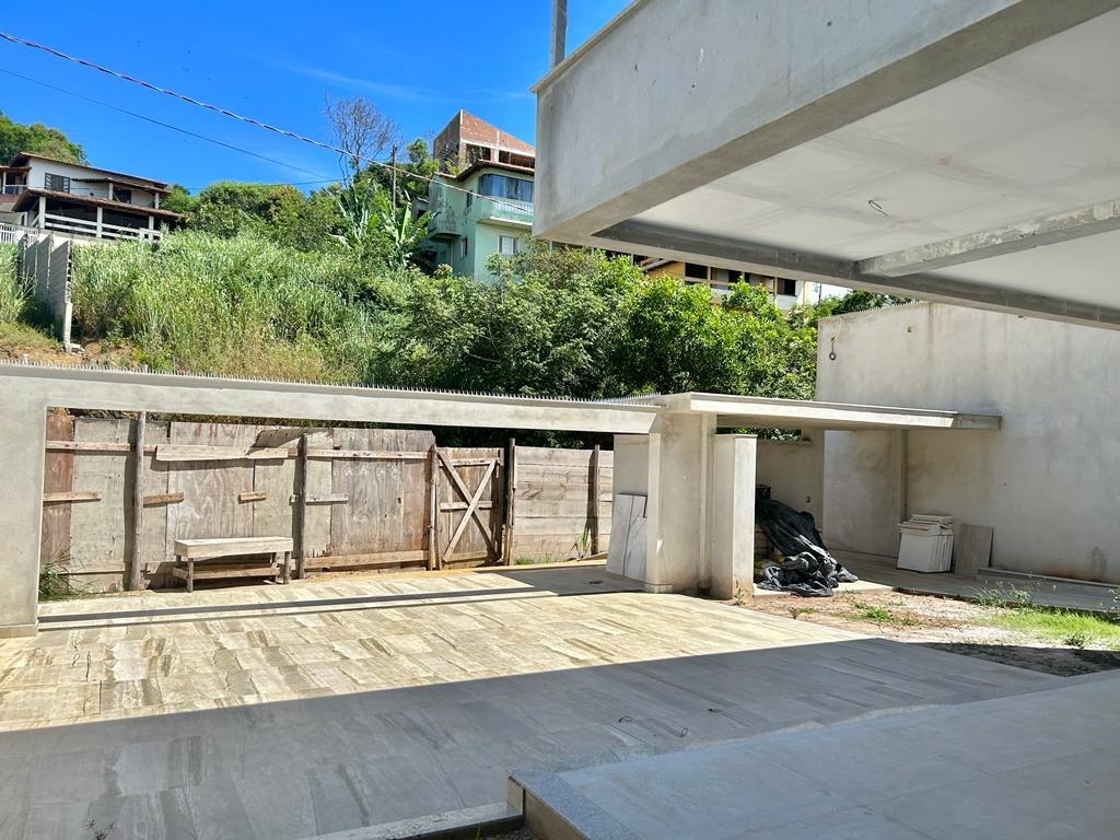 Casa à venda com 3 quartos, 248m² - Foto 22