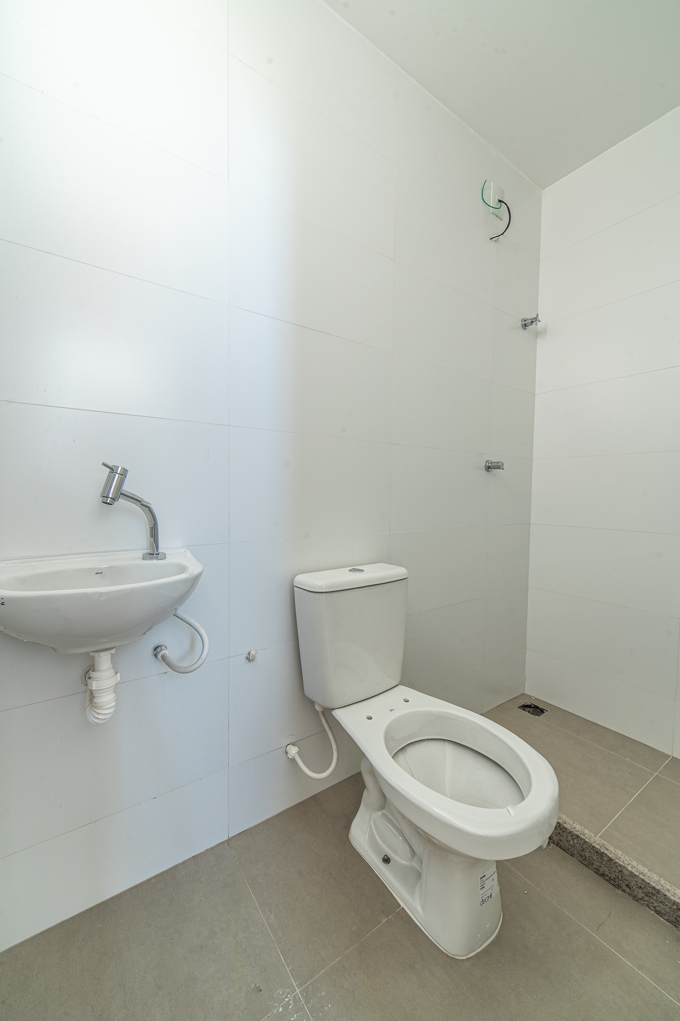 Apartamento à venda com 4 quartos, 261m² - Foto 2