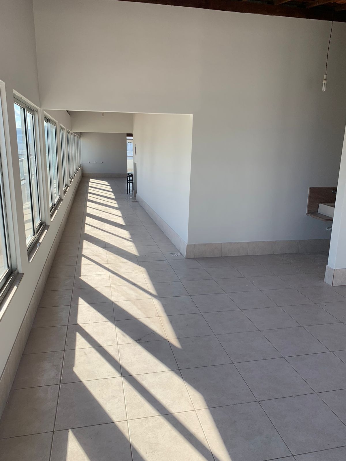 Apartamento à venda com 4 quartos, 326m² - Foto 2