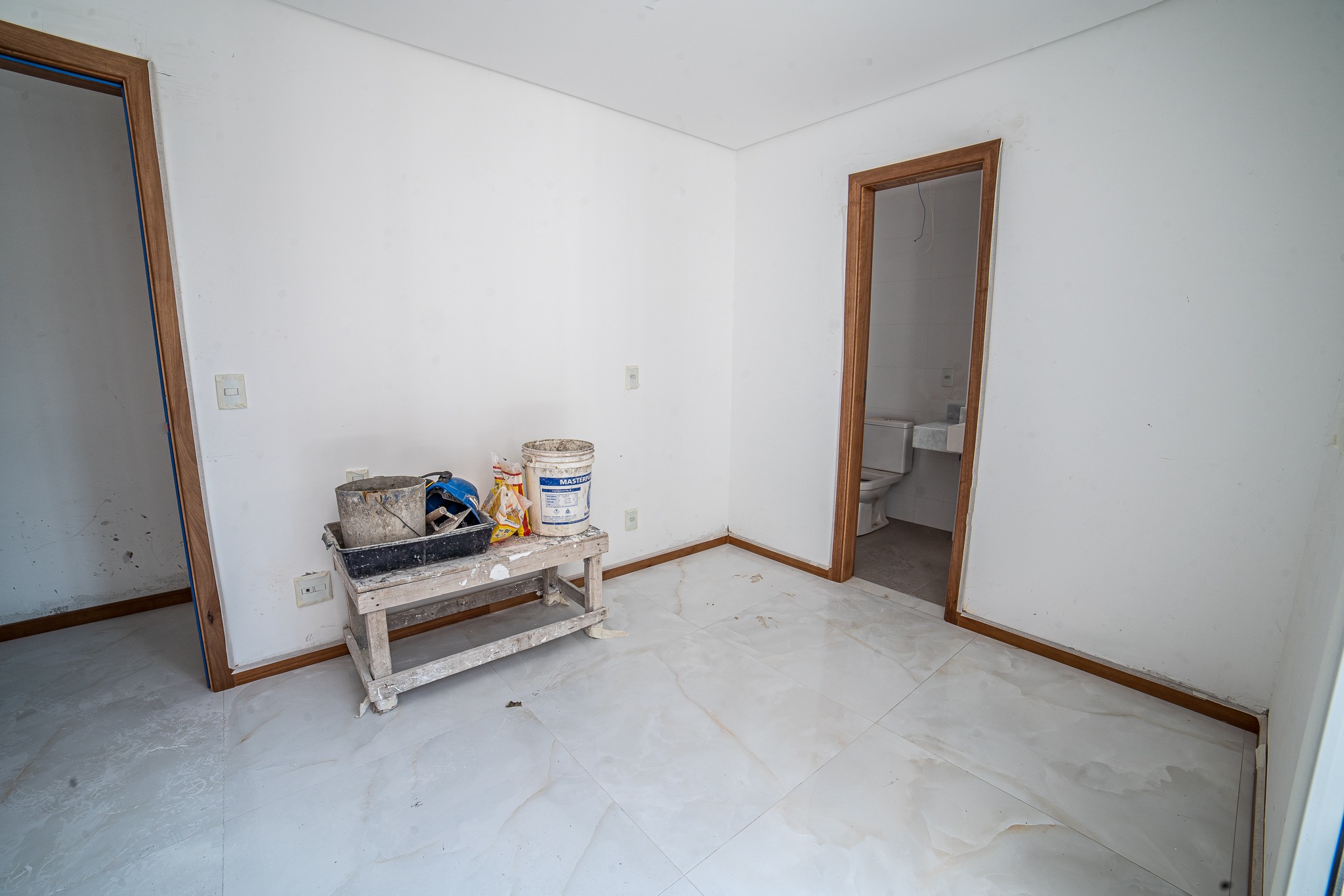 Apartamento à venda com 4 quartos, 261m² - Foto 26