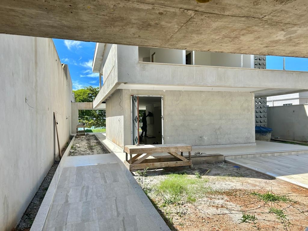 Casa à venda com 3 quartos, 248m² - Foto 25