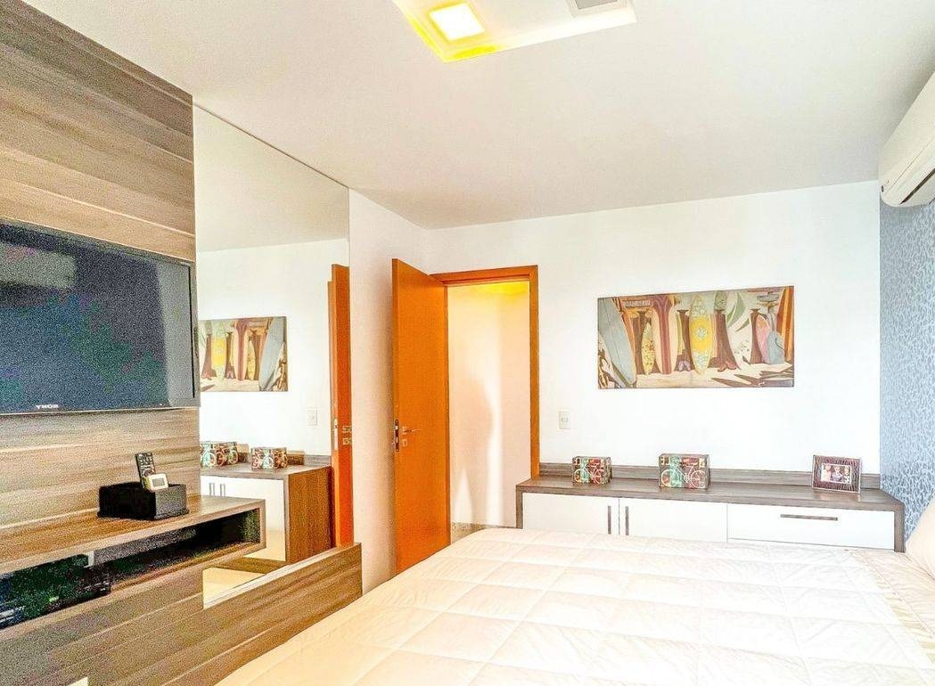 Apartamento à venda com 3 quartos, 125m² - Foto 13