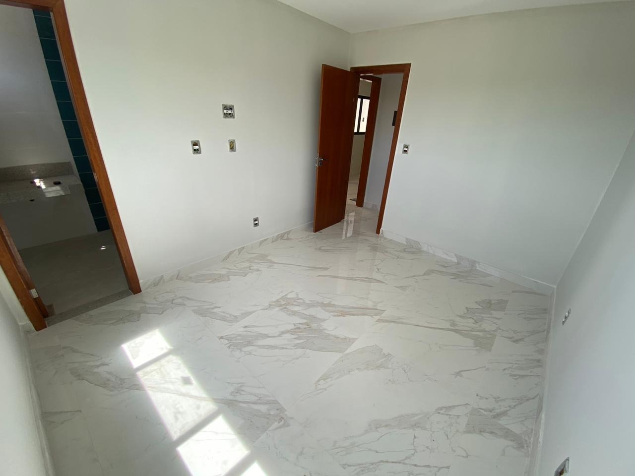 Casa à venda com 3 quartos, 166m² - Foto 10