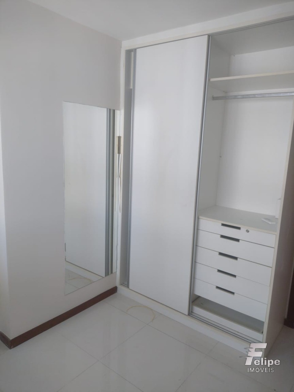 Apartamento à venda com 3 quartos, 137m² - Foto 11