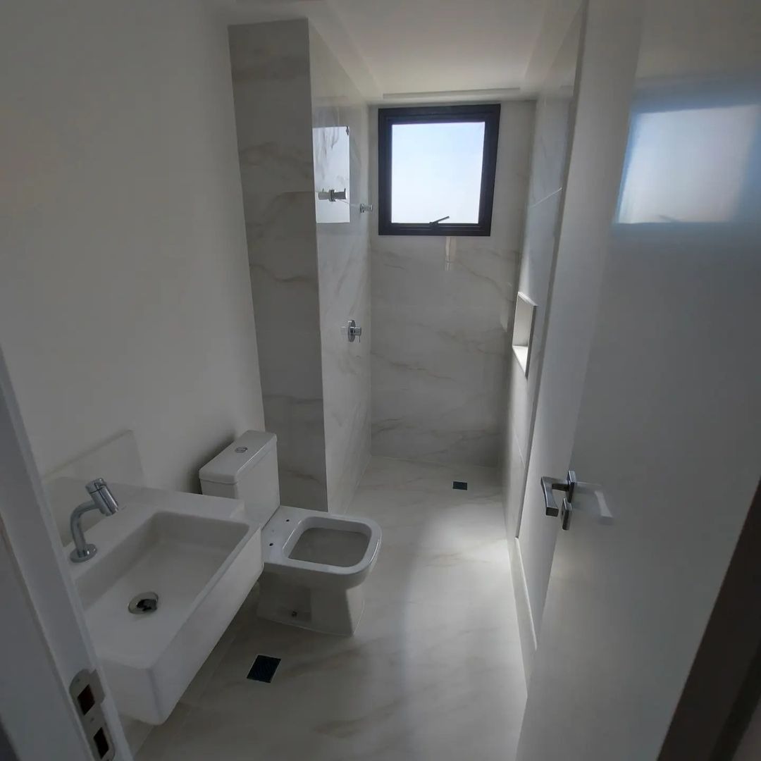 Apartamento à venda com 3 quartos, 135m² - Foto 5