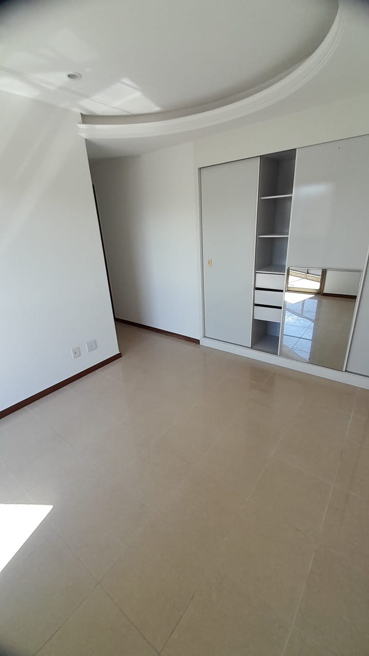 Apartamento à venda com 3 quartos, 119m² - Foto 12