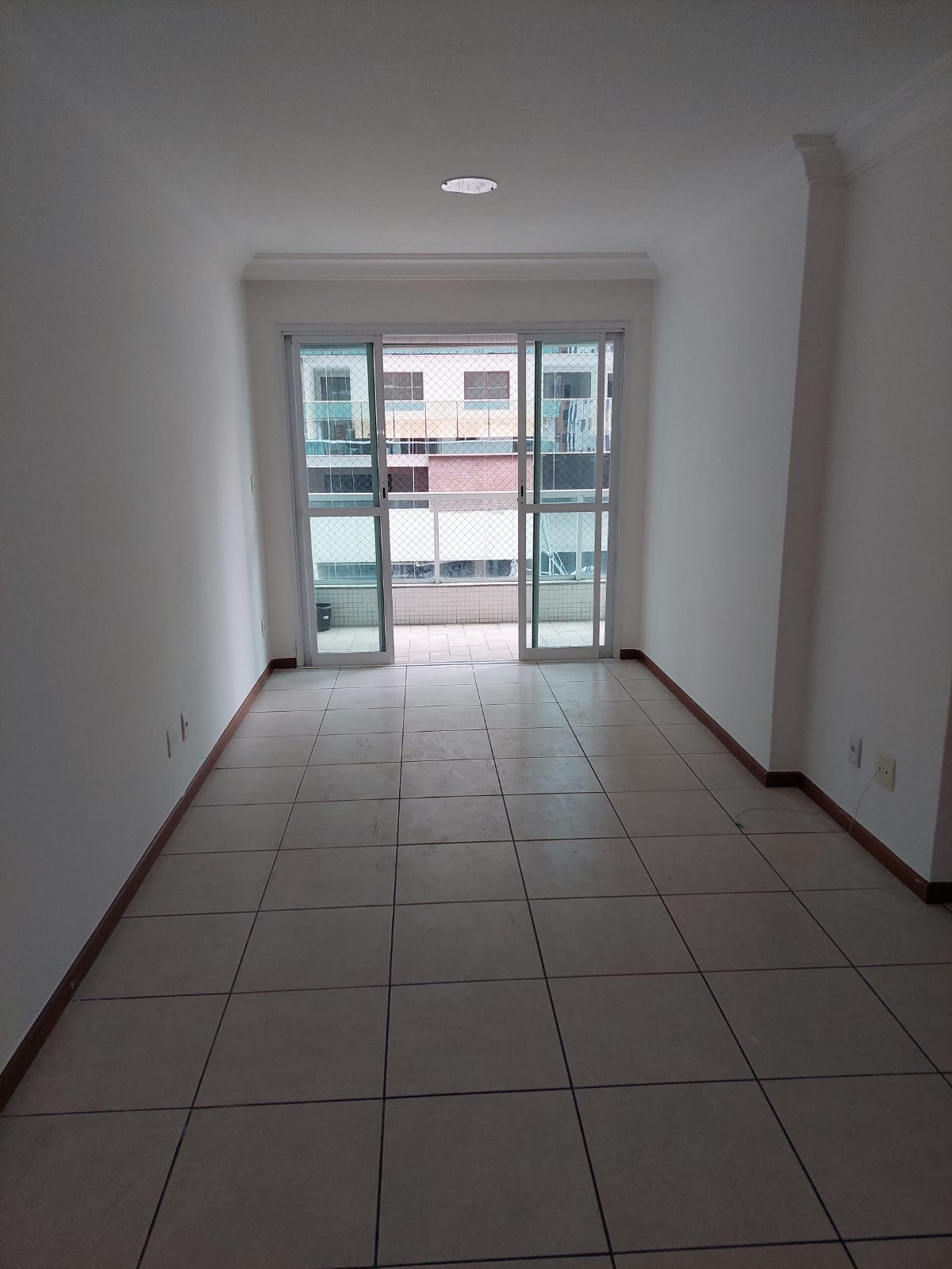 Apartamento à venda com 3 quartos, 130m² - Foto 1