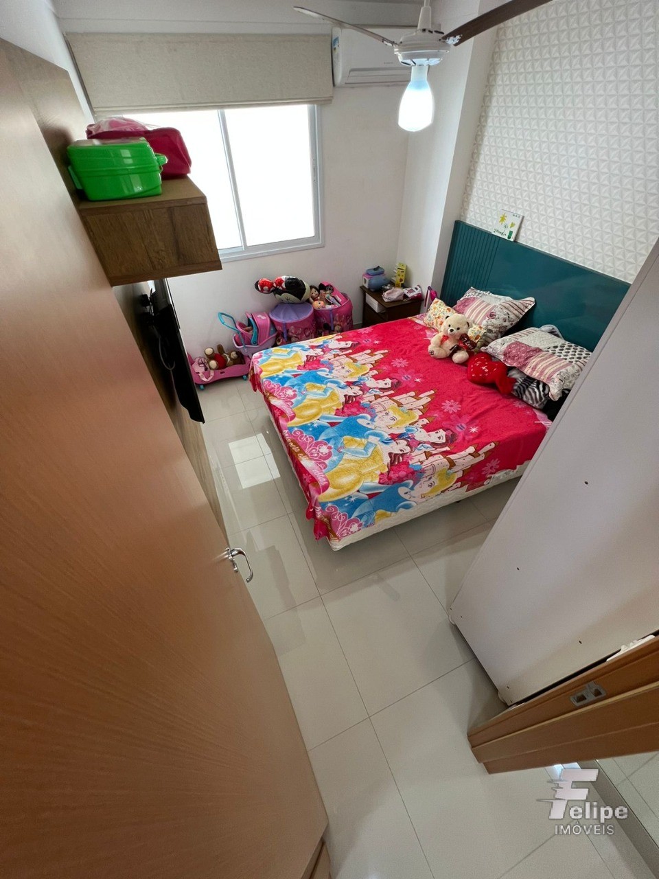 Apartamento à venda com 3 quartos, 153m² - Foto 9