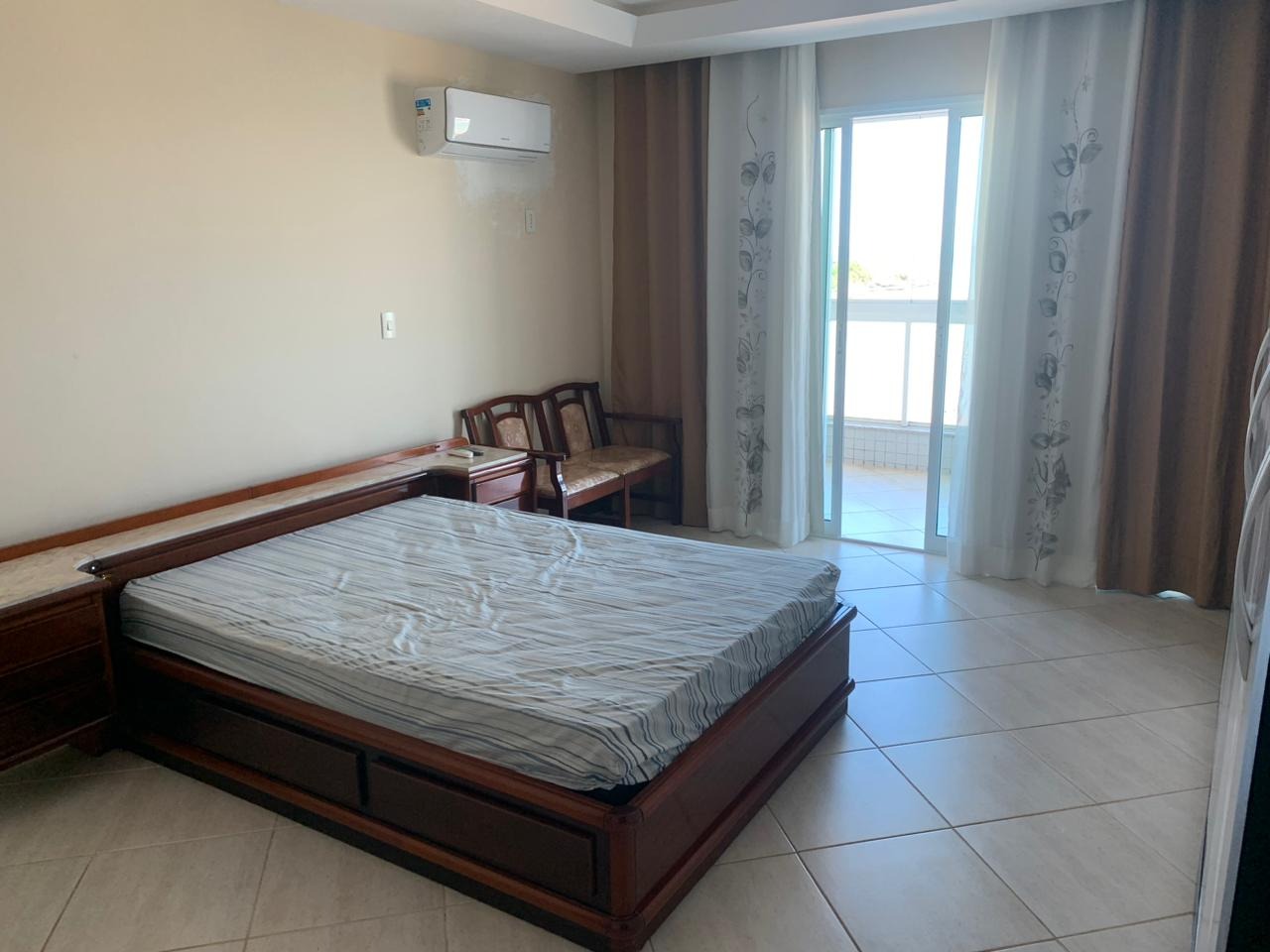 Apartamento à venda e aluguel com 4 quartos, 220m² - Foto 8