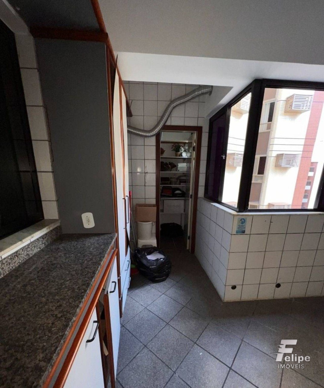 Apartamento à venda com 4 quartos, 300m² - Foto 18