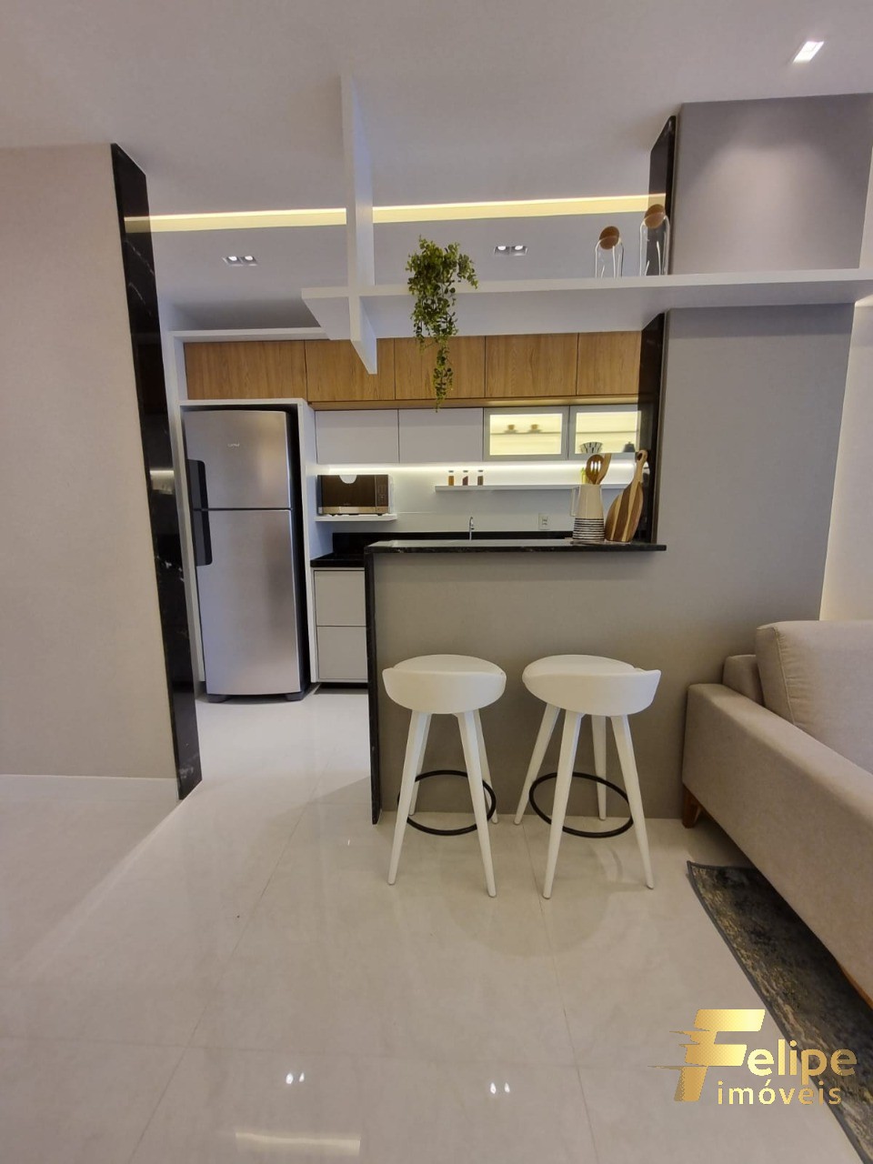 Apartamento à venda com 2 quartos, 73m² - Foto 4