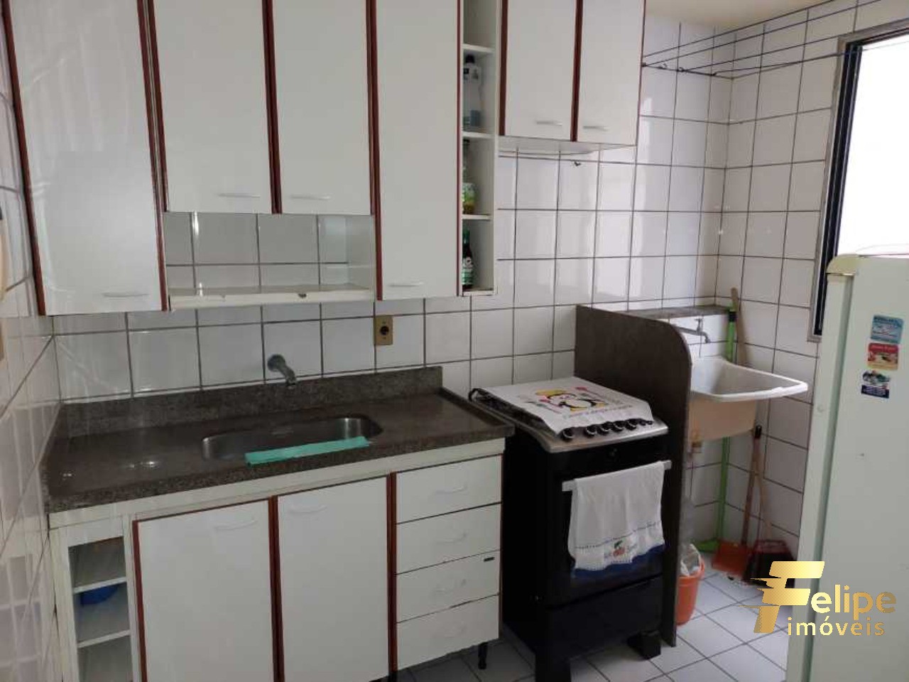 Apartamento à venda com 2 quartos, 75m² - Foto 9