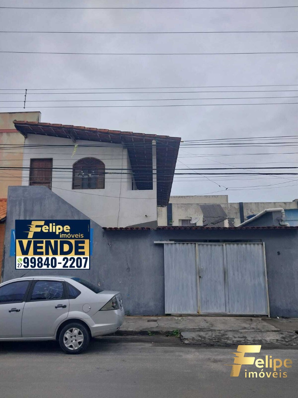 Casa à venda com 5 quartos, 300m² - Foto 1