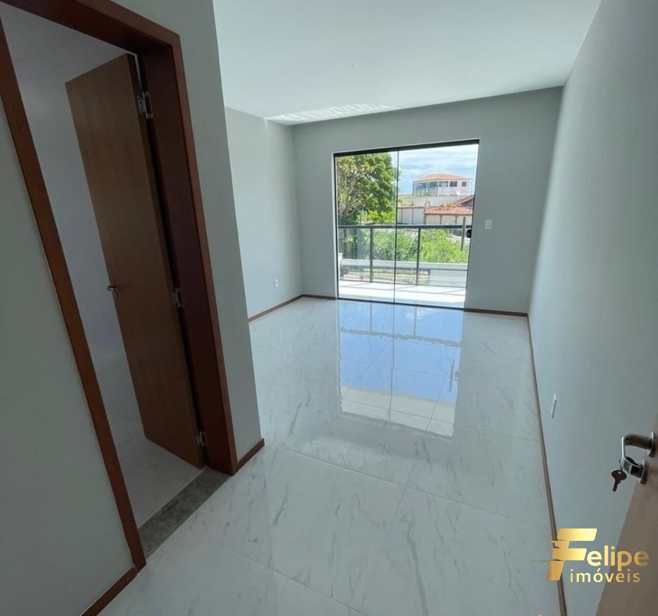 Casa à venda com 3 quartos, 150m² - Foto 4