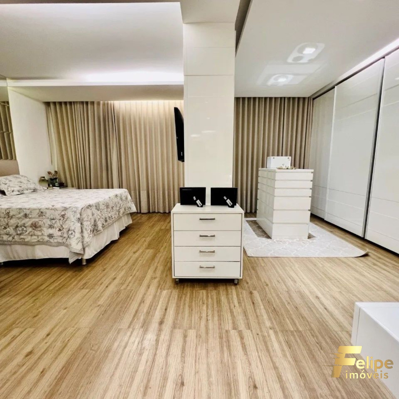 Apartamento à venda com 3 quartos, 180m² - Foto 5