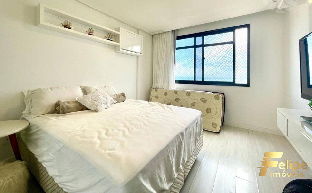 Apartamento à venda com 3 quartos, 165m² - Foto 2